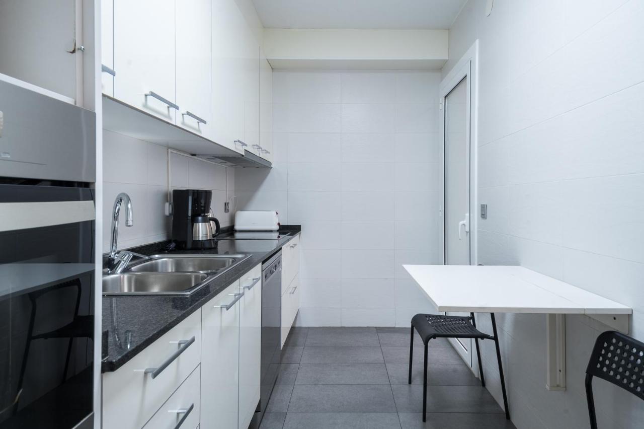 Ferienwohnung R&B Muntaner Barcelona Exterior foto